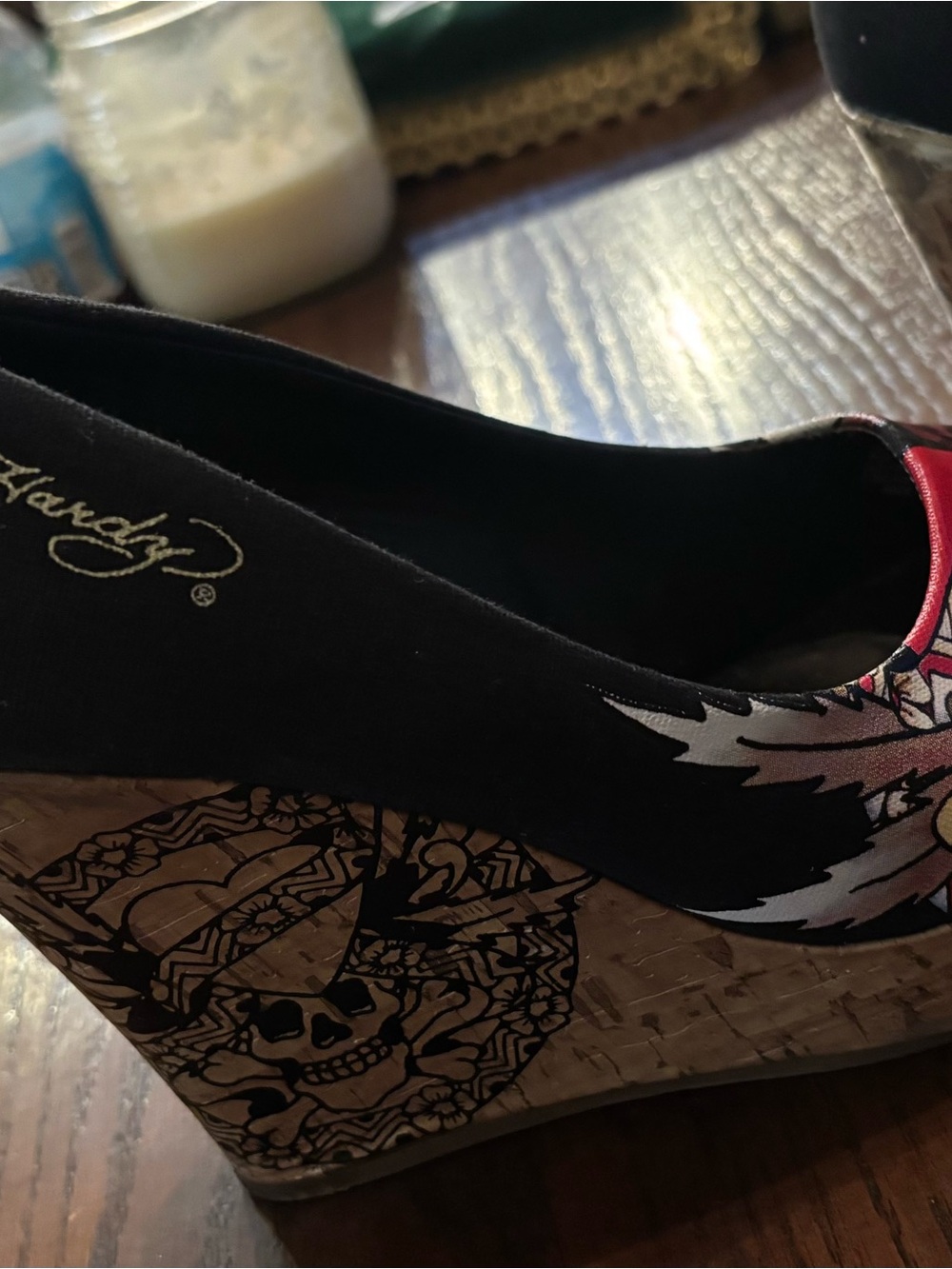 Ed Hardy Cork Wedge Peep Toe Heels Women’s Size 7 Skull Wing Tattoo Y2K Rare - Picture 9 of 13